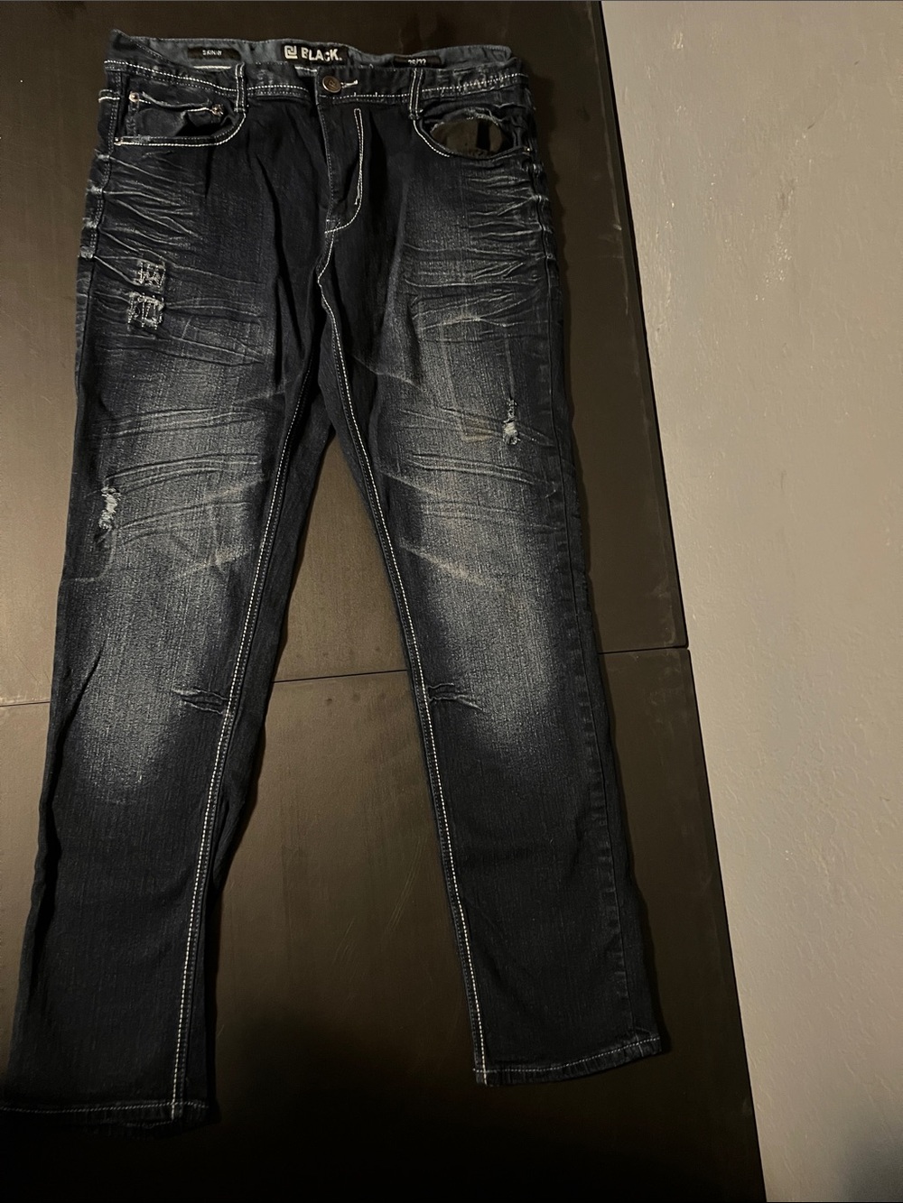 Black Slim Fit Jeans in Washed Black size 36/32